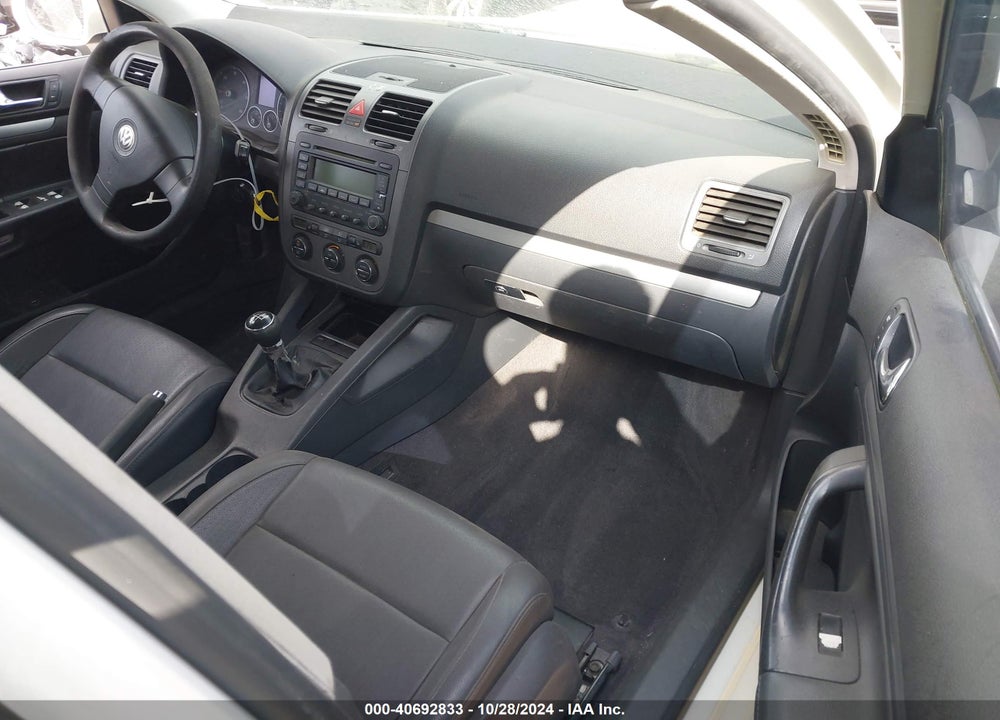 2005 VOLKSWAGEN JETTA TDI VIN: 3VWST71K45M635944