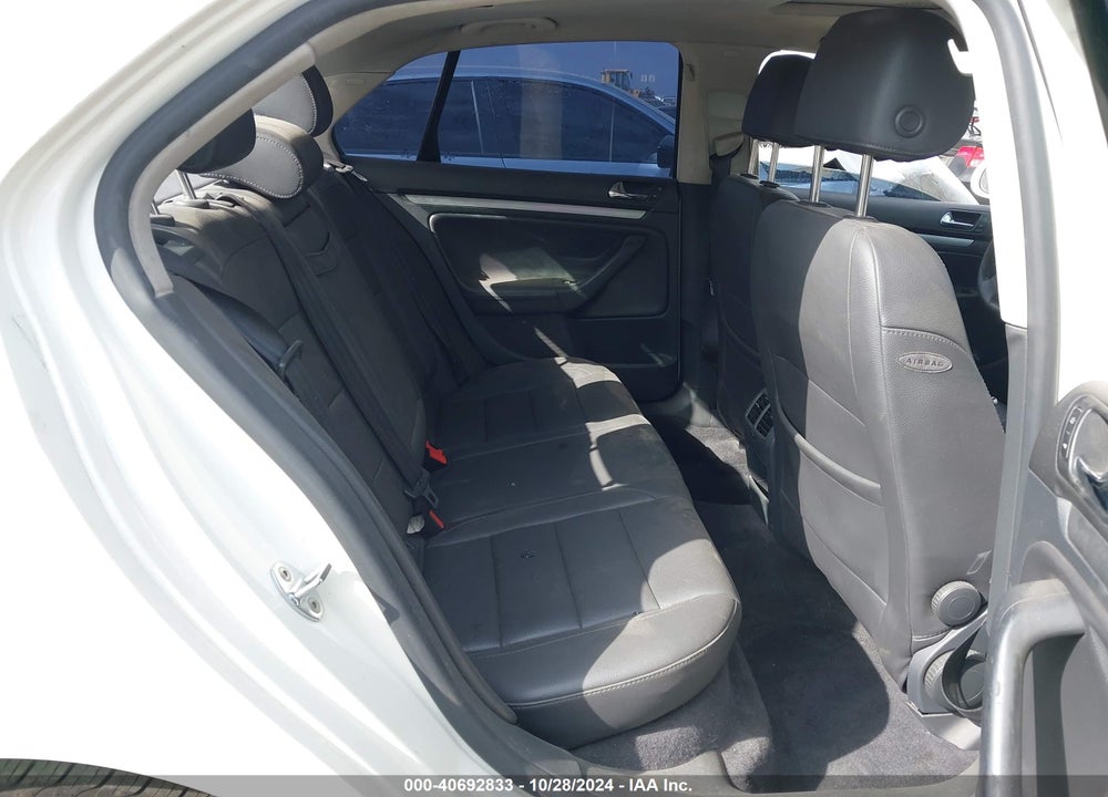 2005 VOLKSWAGEN JETTA TDI VIN: 3VWST71K45M635944