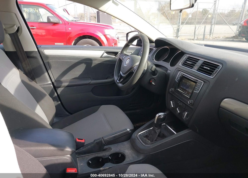 2017 VOLKSWAGEN JETTA 1.4T S VIN: 3VW2B7AJ2HM259095