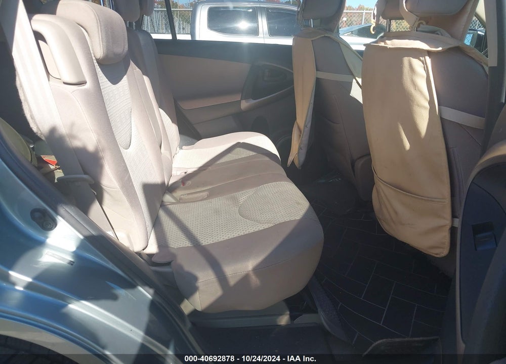2007 TOYOTA RAV4 VIN: JTMBD33V075070780