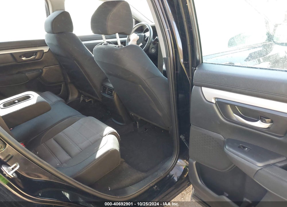 2019 HONDA CR-V LX VIN: 2HKRW6H37KH200306