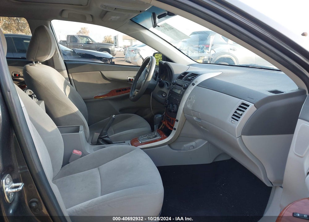 2009 TOYOTA COROLLA XLE VIN: 1NXBU40E89Z113177