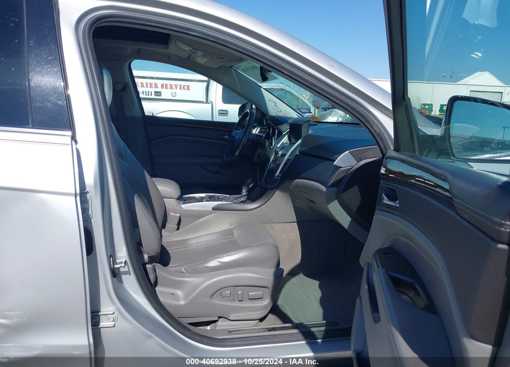 2012 CADILLAC SRX PERFORMANCE COLLECTION VIN: 3GYFNBE33CS585867
