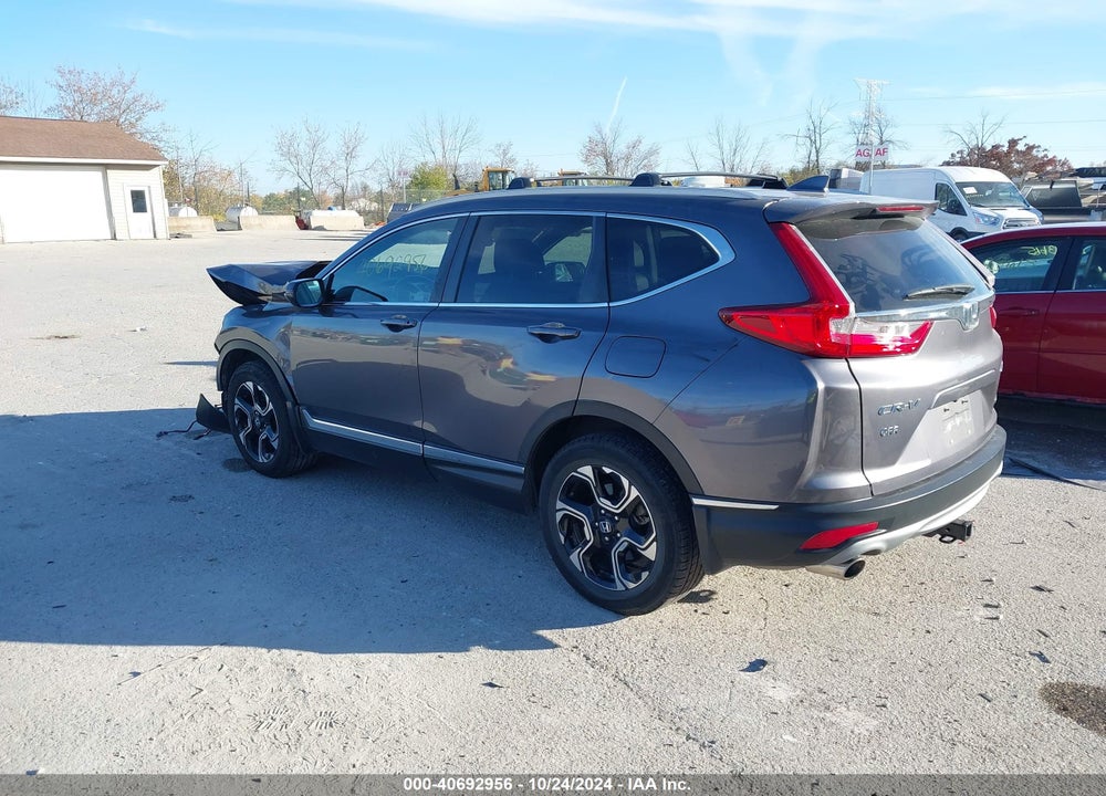 2018 HONDA CR-V TOURING VIN: 7FARW2H98JE093880