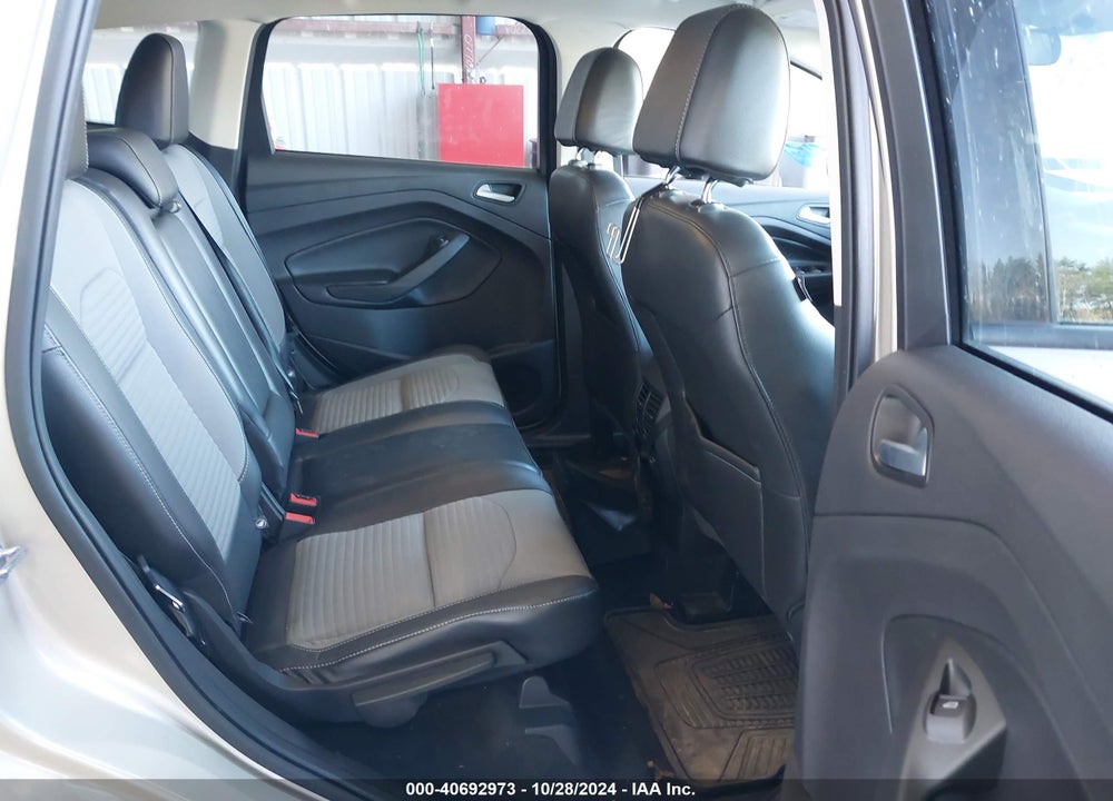 2017 FORD ESCAPE SE VIN: 1FMCU9GDXHUD63663