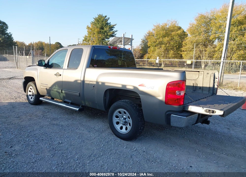 2013 CHEVROLET SILVERADO 1500 LT VIN: 1GCRKSE71DZ229498
