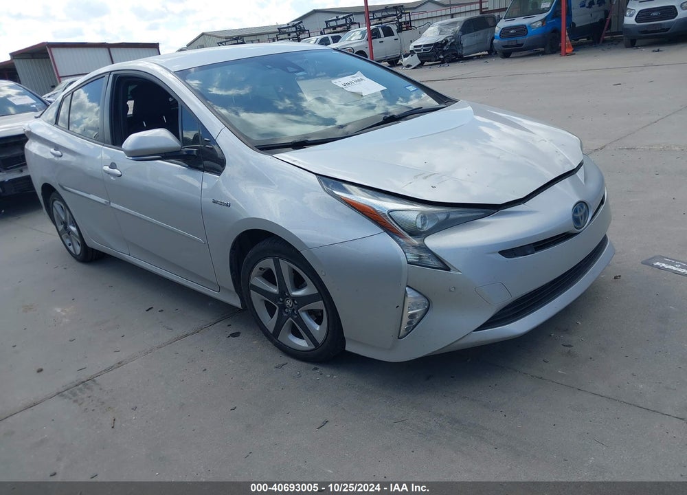 2018 TOYOTA PRIUS THREE TOURING VIN: JTDKARFU0J3546642