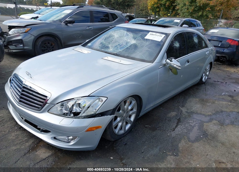 2007 MERCEDES-BENZ S 550 VIN: WDDNG71X07A098303