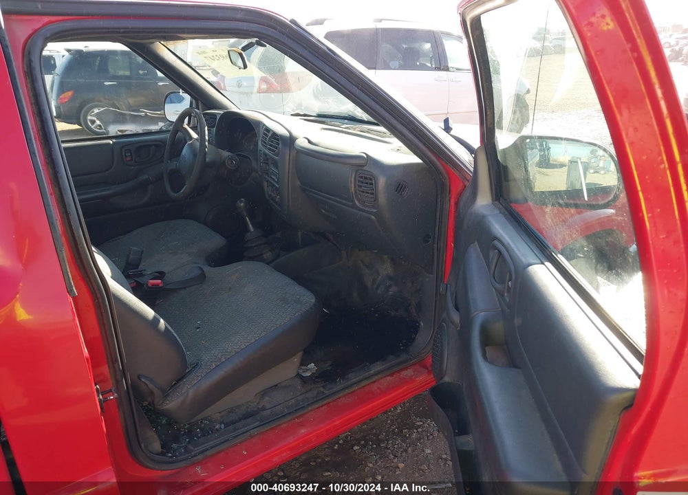 2000 CHEVROLET S-10 VIN: 1GCCS1453YK249184