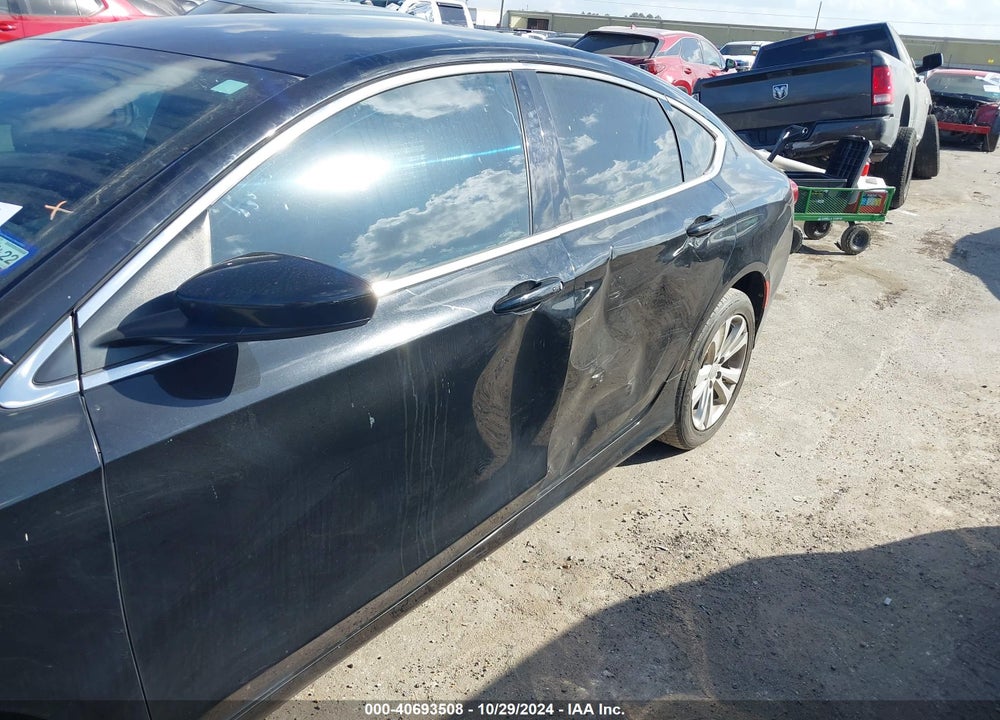 2015 CHRYSLER 200 LIMITED VIN: 1C3CCCAB1FN638442