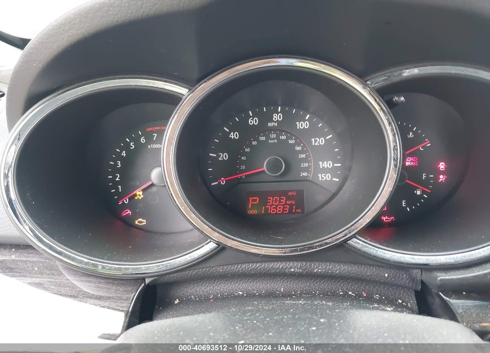 2012 KIA SORENTO LX VIN: 5XYKT3A1XCG203436