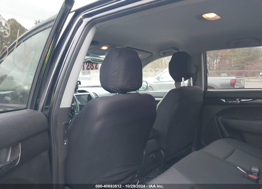 2012 KIA SORENTO LX VIN: 5XYKT3A1XCG203436