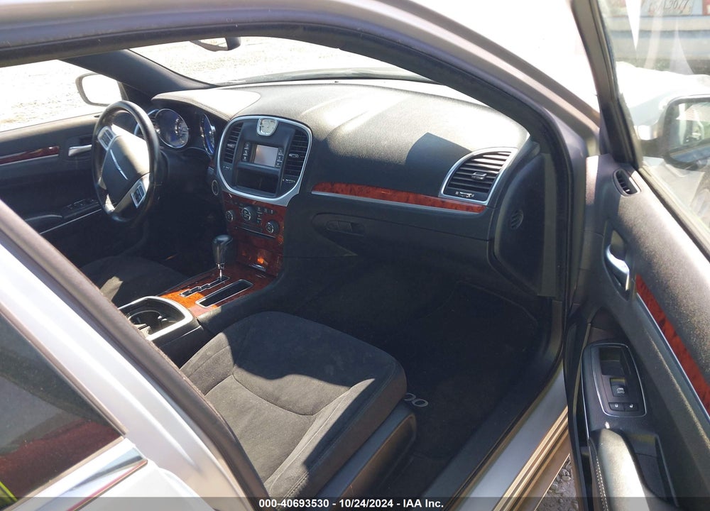 2012 CHRYSLER 300 VIN: 2C3CCAAG7CH115737