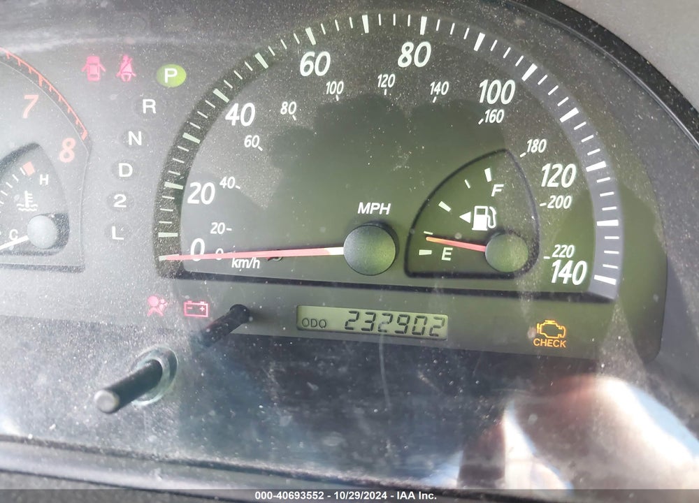 2004 TOYOTA CAMRY LE VIN: 4T1BE32K24U312941