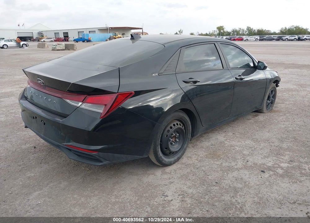 2021 HYUNDAI ELANTRA VIN: KMHLL4AG8MU072002