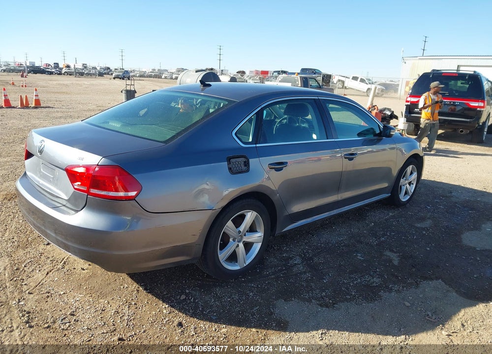 2013 VOLKSWAGEN PASSAT 2.5L SE VIN: 1VWBP7A36DC088754