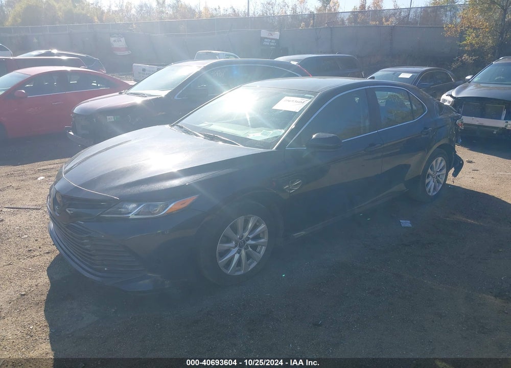 2019 TOYOTA CAMRY LE VIN: 4T1B11HK5KU245191
