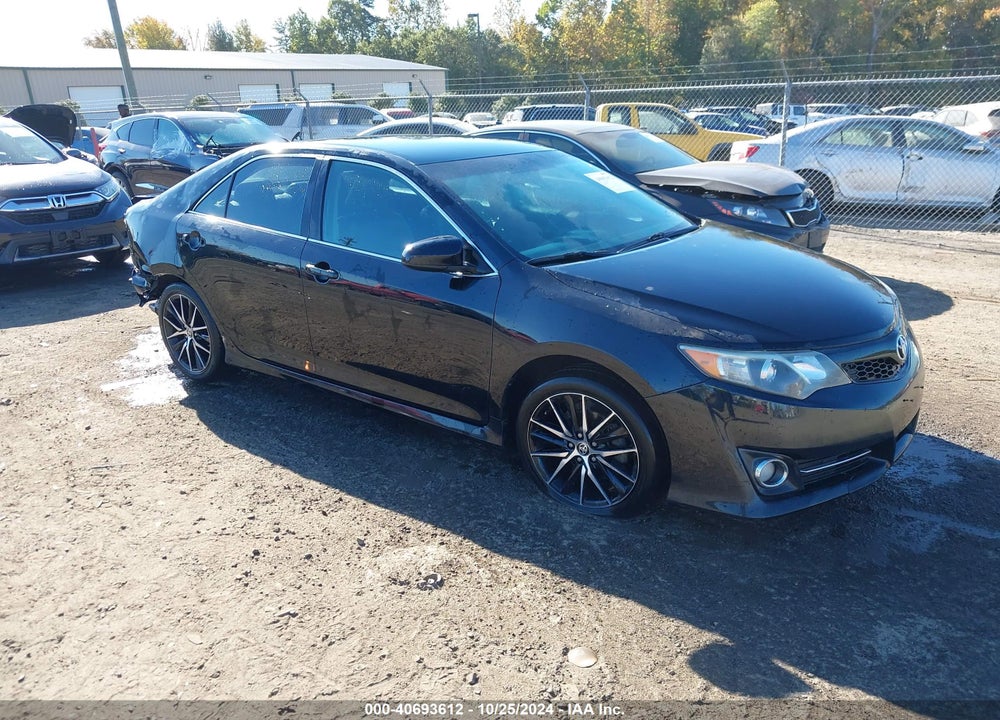 2013 TOYOTA CAMRY SE VIN: 4T1BF1FK0DU294970