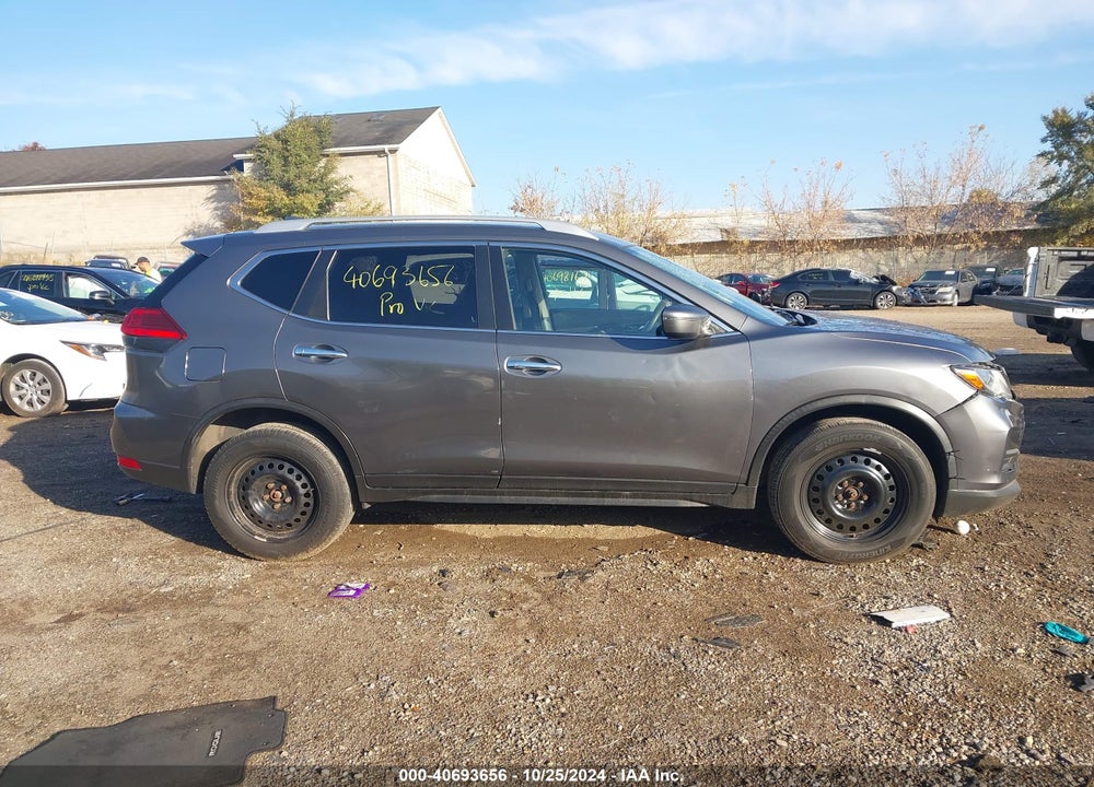 2017 NISSAN ROGUE S VIN: JN8AT2MV7HW256629