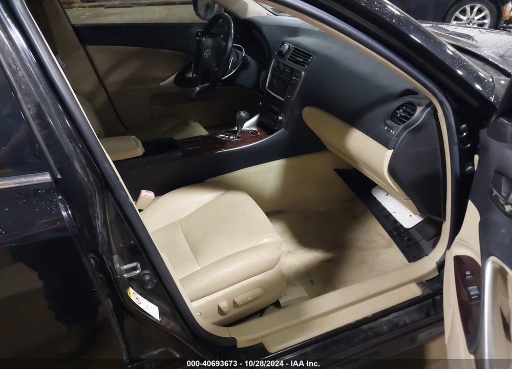 2007 LEXUS IS 250 VIN: JTHCK262772017046