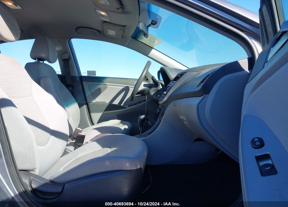 2017 HYUNDAI ACCENT SE VIN: KMHCT4AE7HU299573