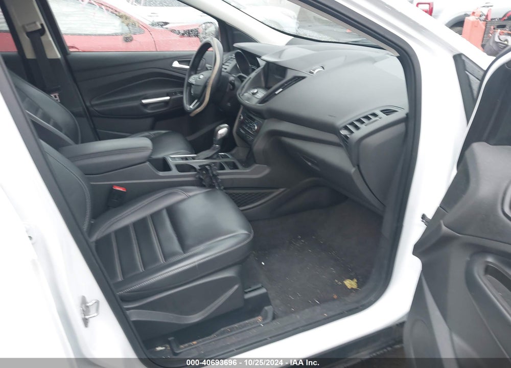 2019 FORD ESCAPE SEL VIN: 1FMCU9HD9KUA32983