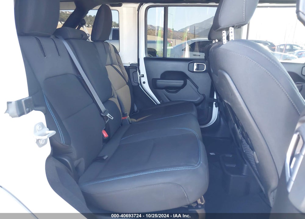 2022 JEEP WRANGLER 4XE UNLIMITED RUBICON 4X4 VIN: 1C4JJXR68NW205927