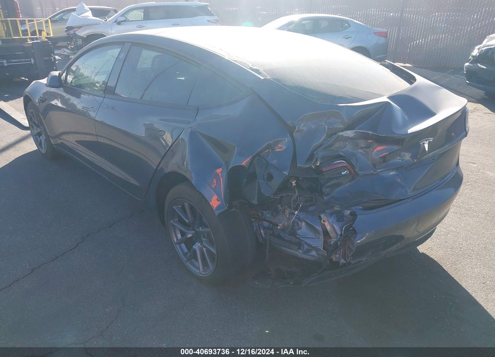 2022 TESLA MODEL 3 REAR-WHEEL DRIVE VIN: 5YJ3E1EA0NF147742