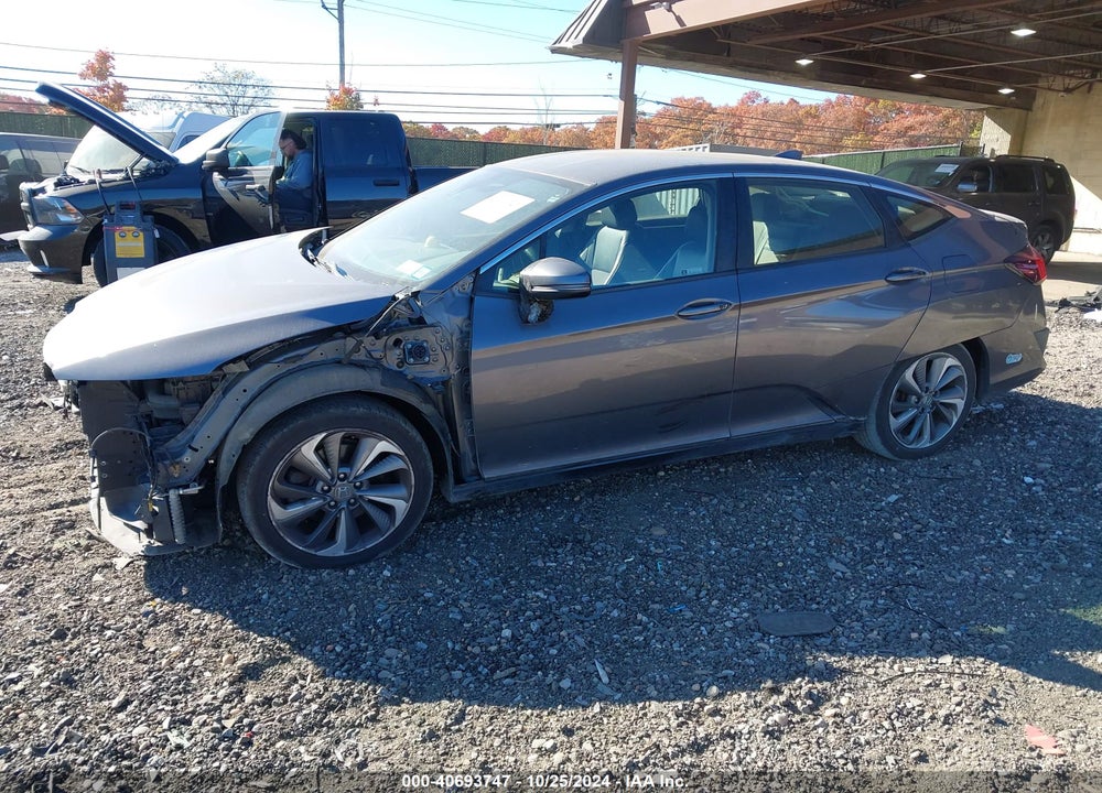 2018 HONDA CLARITY PLUG-IN HYBRID VIN: JHMZC5F14JC019466