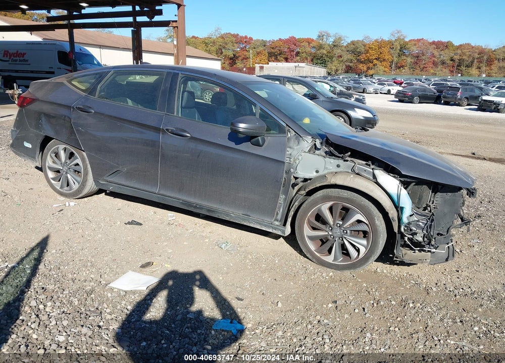 2018 HONDA CLARITY PLUG-IN HYBRID VIN: JHMZC5F14JC019466