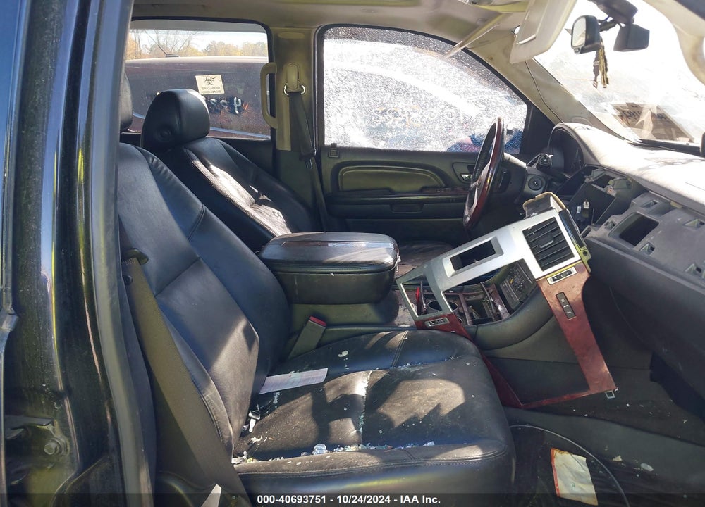 2007 CADILLAC ESCALADE STANDARD VIN: 1GYFK63887R245198