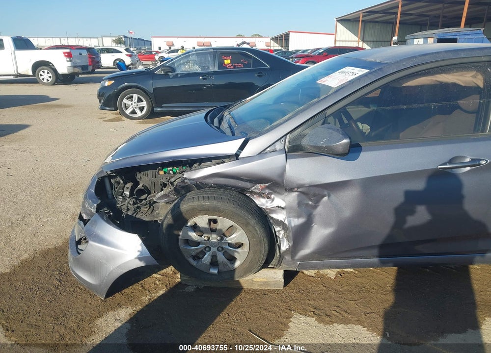 2017 HYUNDAI ACCENT SE VIN: KMHCT4AE9HU283360