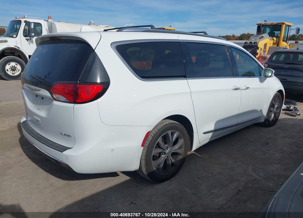 2018 CHRYSLER PACIFICA LIMITED VIN: 2C4RC1GG4JR125498