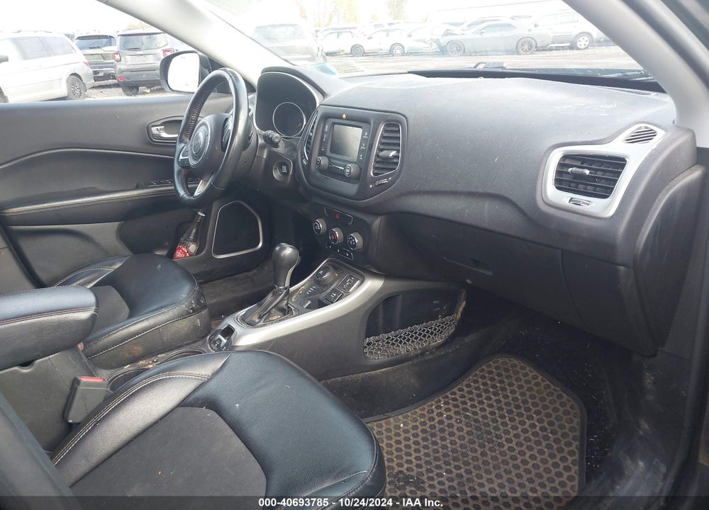 2018 JEEP COMPASS LATITUDE 4X4 VIN: 3C4NJDBB1JT403613