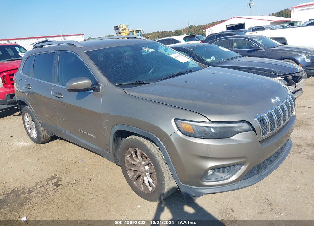 2019 JEEP CHEROKEE LATITUDE FWD VIN: 1C4PJLCB1KD312690