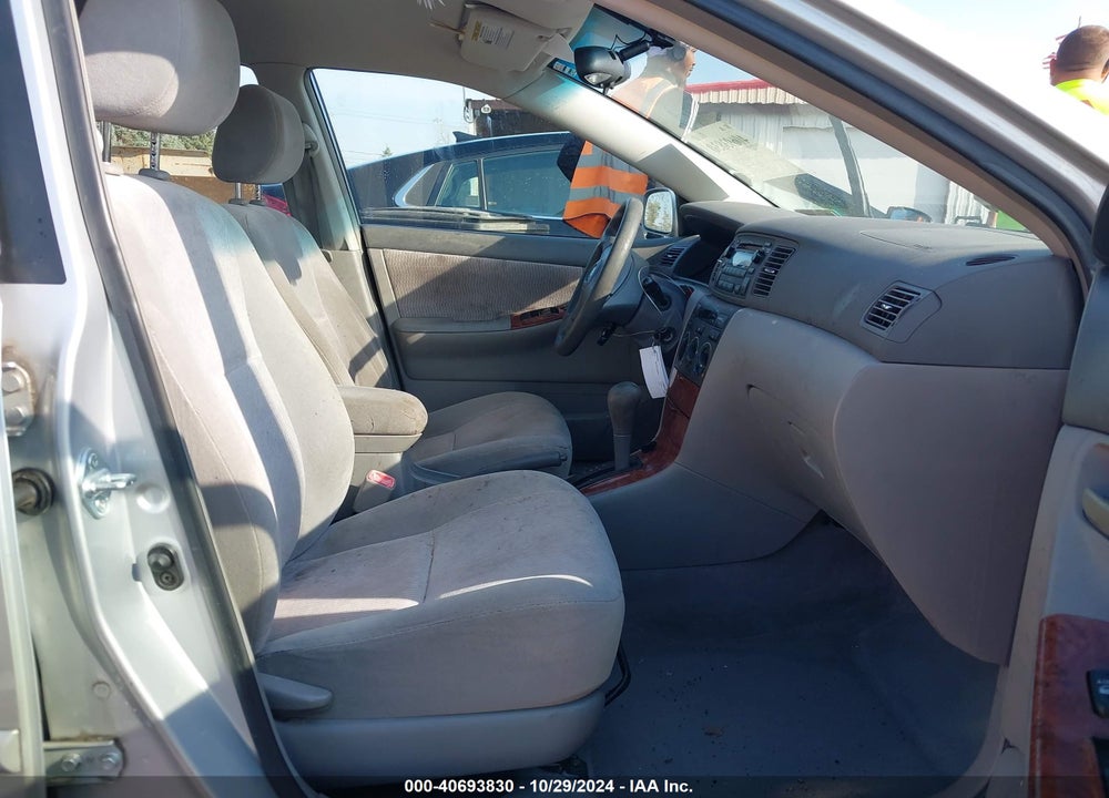 2005 TOYOTA COROLLA LE VIN: JTDBR32E052066777