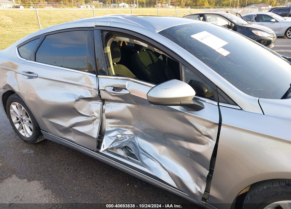2020 FORD FUSION VIN: 3FA6P0HD8LR149912