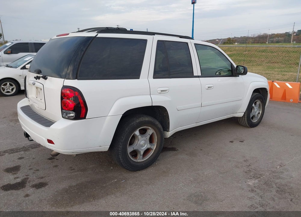 2006 CHEVROLET TRAILBLAZER LT VIN: 1GNDS13SX62278181