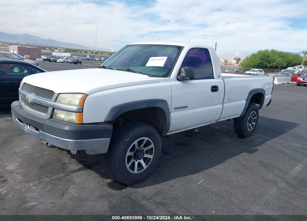 2004 CHEVROLET SILVERADO 2500HD WORK TRUCK VIN: 1GCHC24UX4E181541