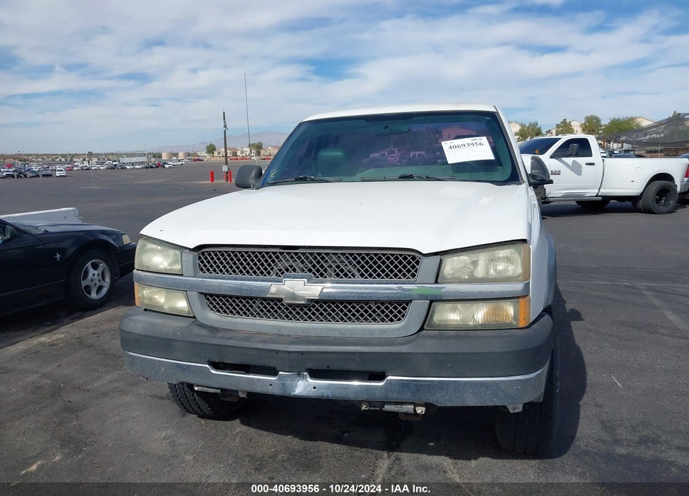 2004 CHEVROLET SILVERADO 2500HD WORK TRUCK VIN: 1GCHC24UX4E181541