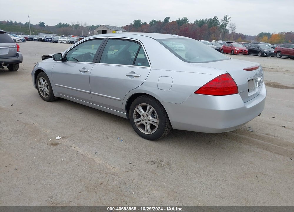 2007 HONDA ACCORD 2.4 EX VIN: 1HGCM56887A175792