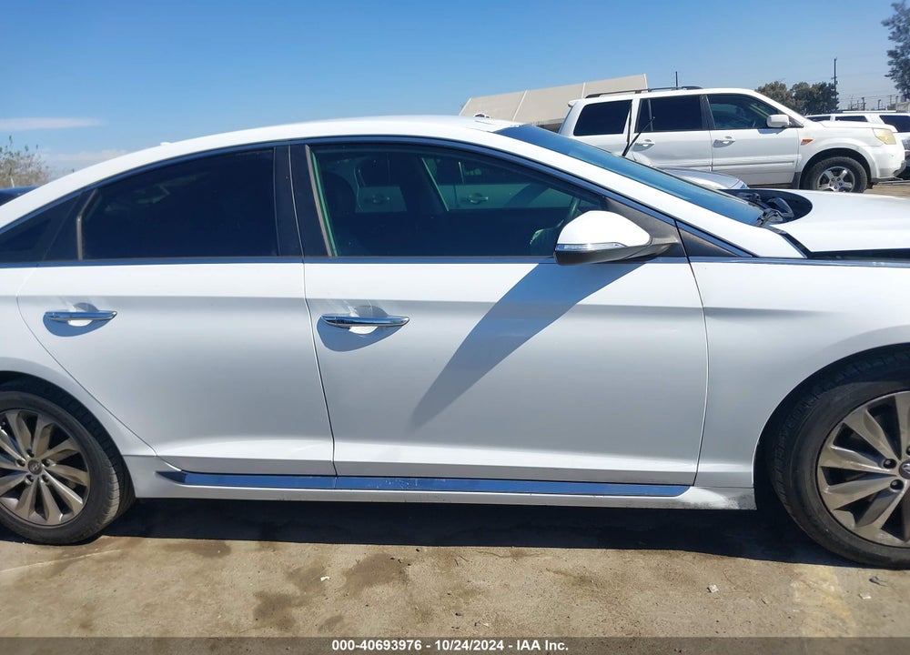 2015 HYUNDAI SONATA SPORT VIN: 5NPE34AF0FH252110