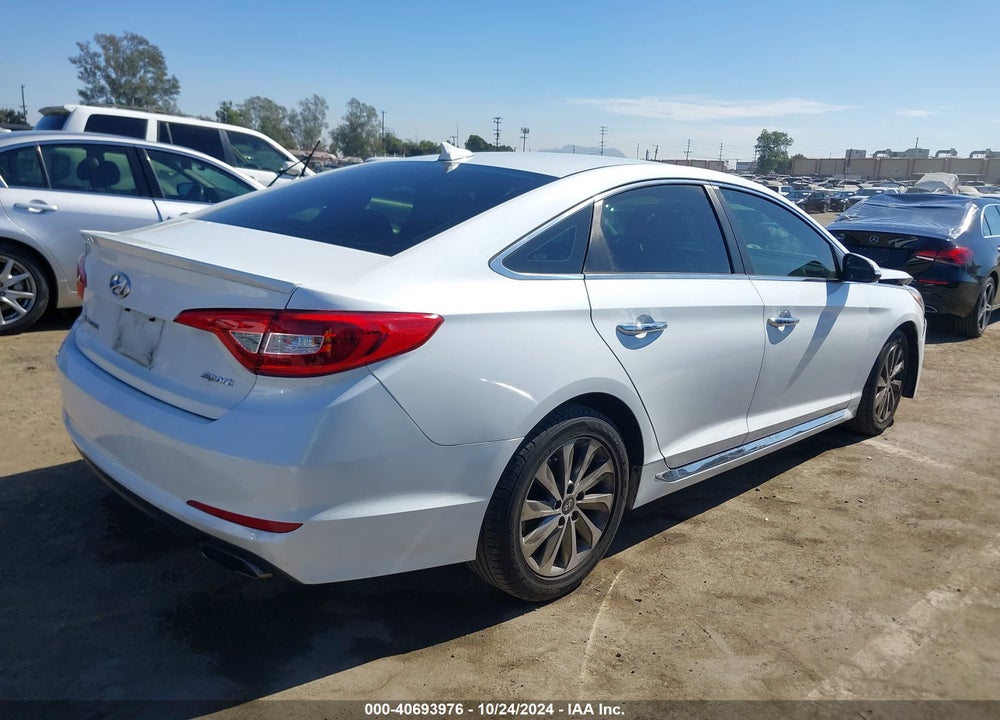 2015 HYUNDAI SONATA SPORT VIN: 5NPE34AF0FH252110