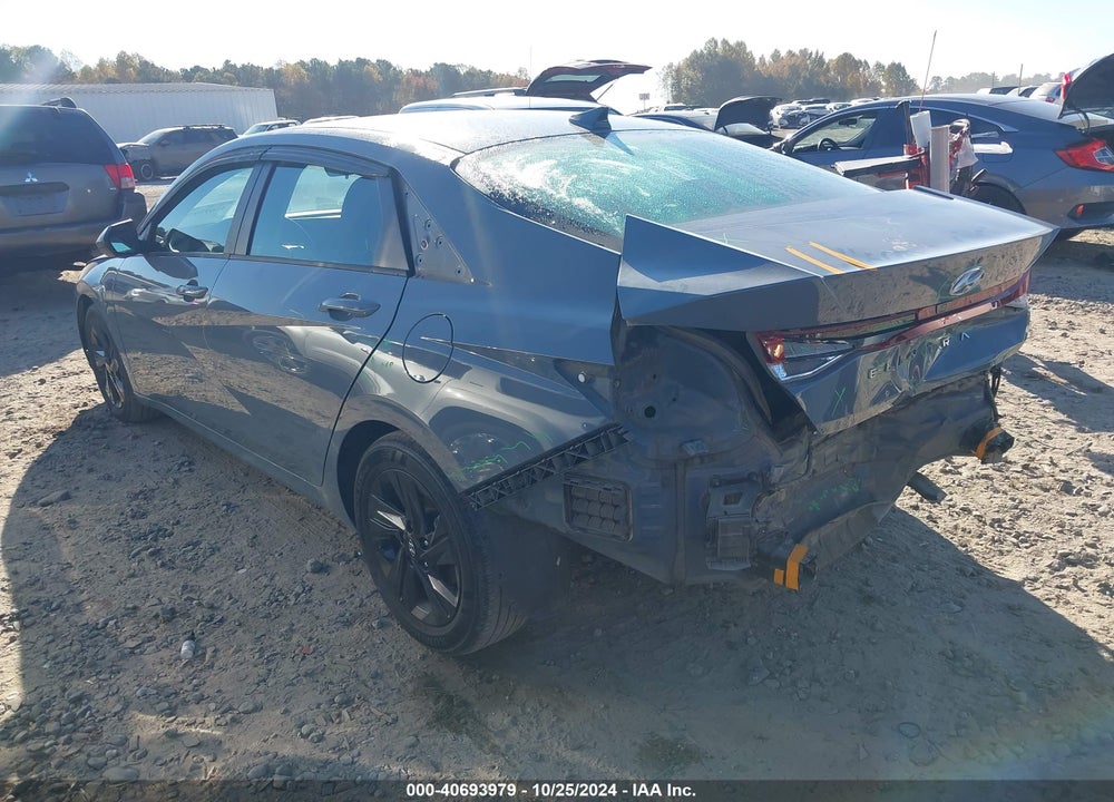 2021 HYUNDAI ELANTRA VIN: KMHLM4AG2MU070520