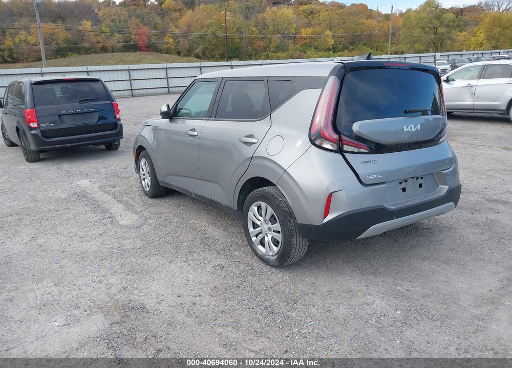 2023 KIA SOUL VIN: KNDJ23AU1P7875901