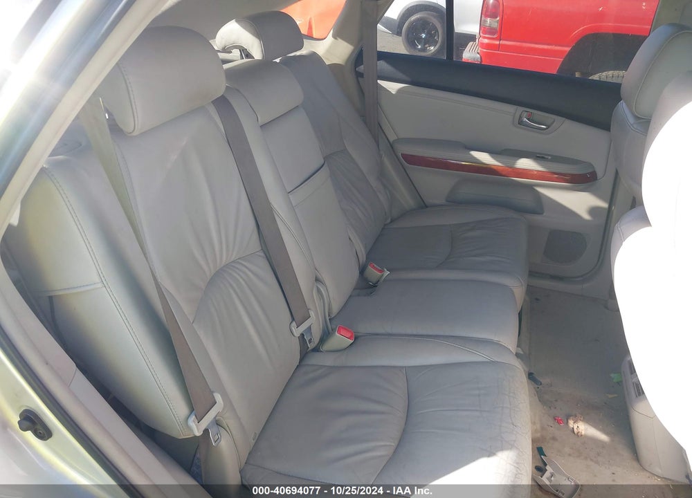 2005 LEXUS RX 330 VIN: JTJHA31U950084343