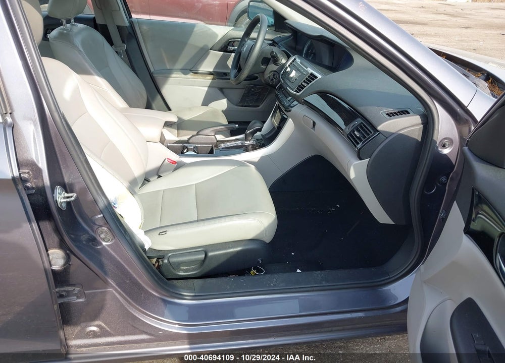 2016 HONDA ACCORD LX VIN: 1HGCR2F33GA100132