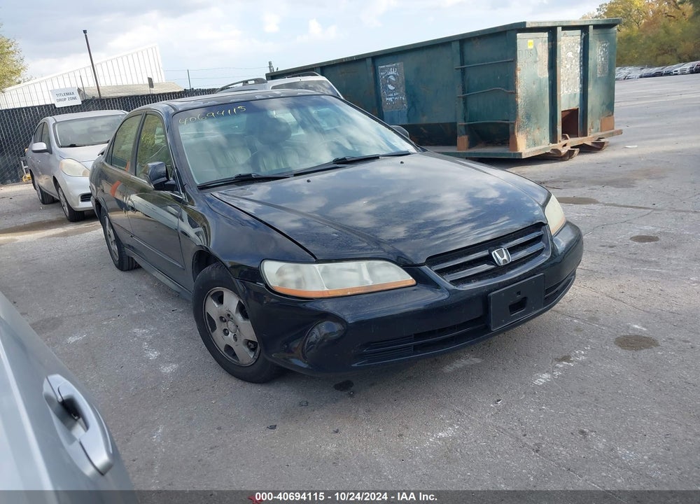 2002 HONDA ACCORD 3.0 EX VIN: 1HGCG16582A031089