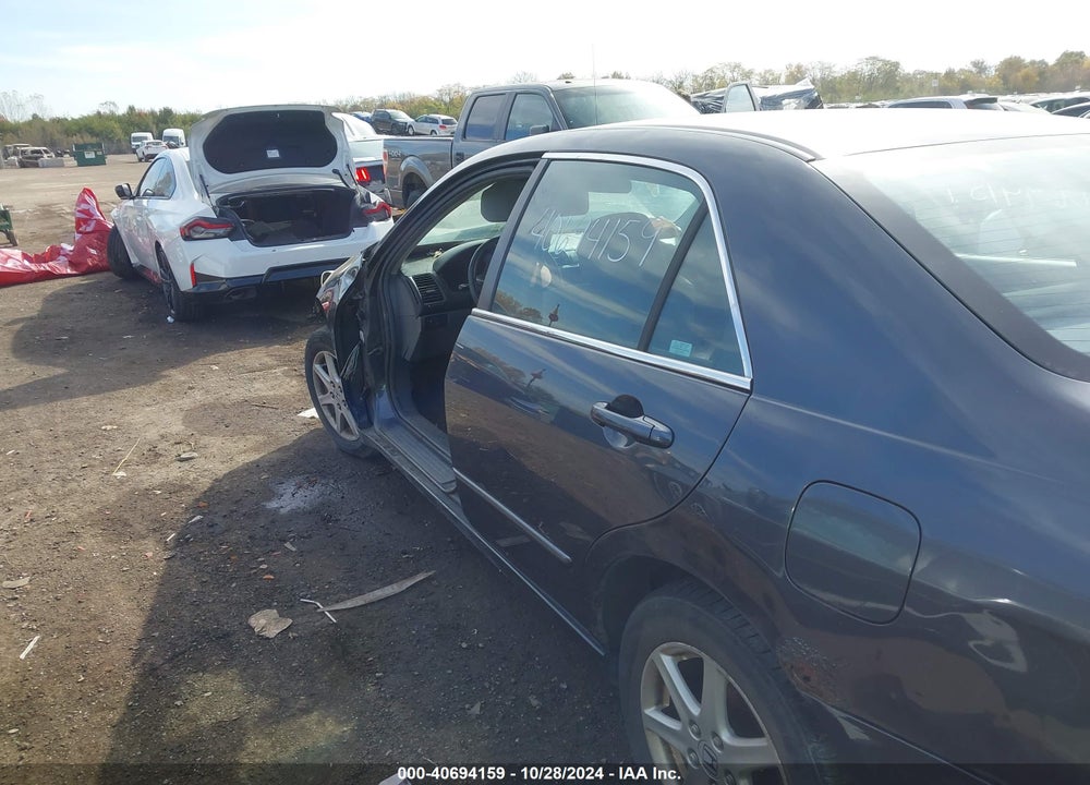 2003 HONDA ACCORD 3.0 EX VIN: 1HGCM665X3A096632