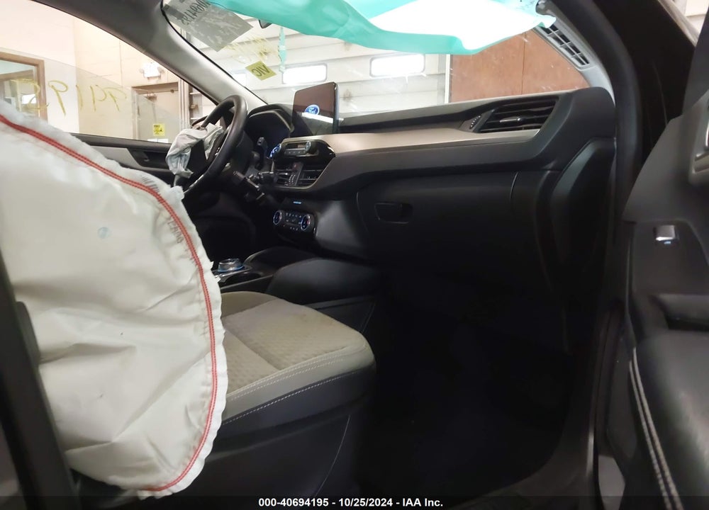 2022 FORD ESCAPE SE VIN: 1FMCU9G61NUB44216